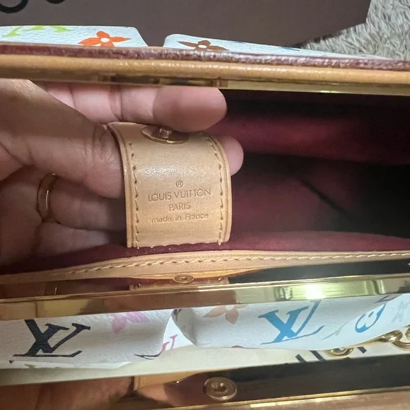 SOLD!!!🔥Louis Vuitton
x Takashi Murakami Judy GM two-way handbag🔥 - Picture 8 of 17